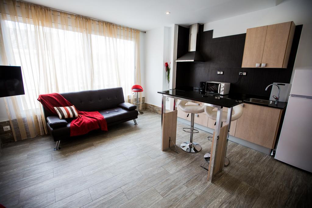 Apartamentos Bcntourism Pineda de Mar Eksteriør billede