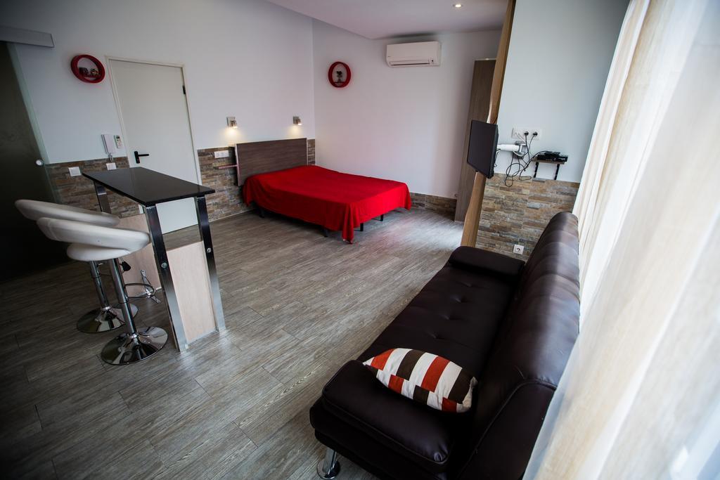 Apartamentos Bcntourism Pineda de Mar Eksteriør billede